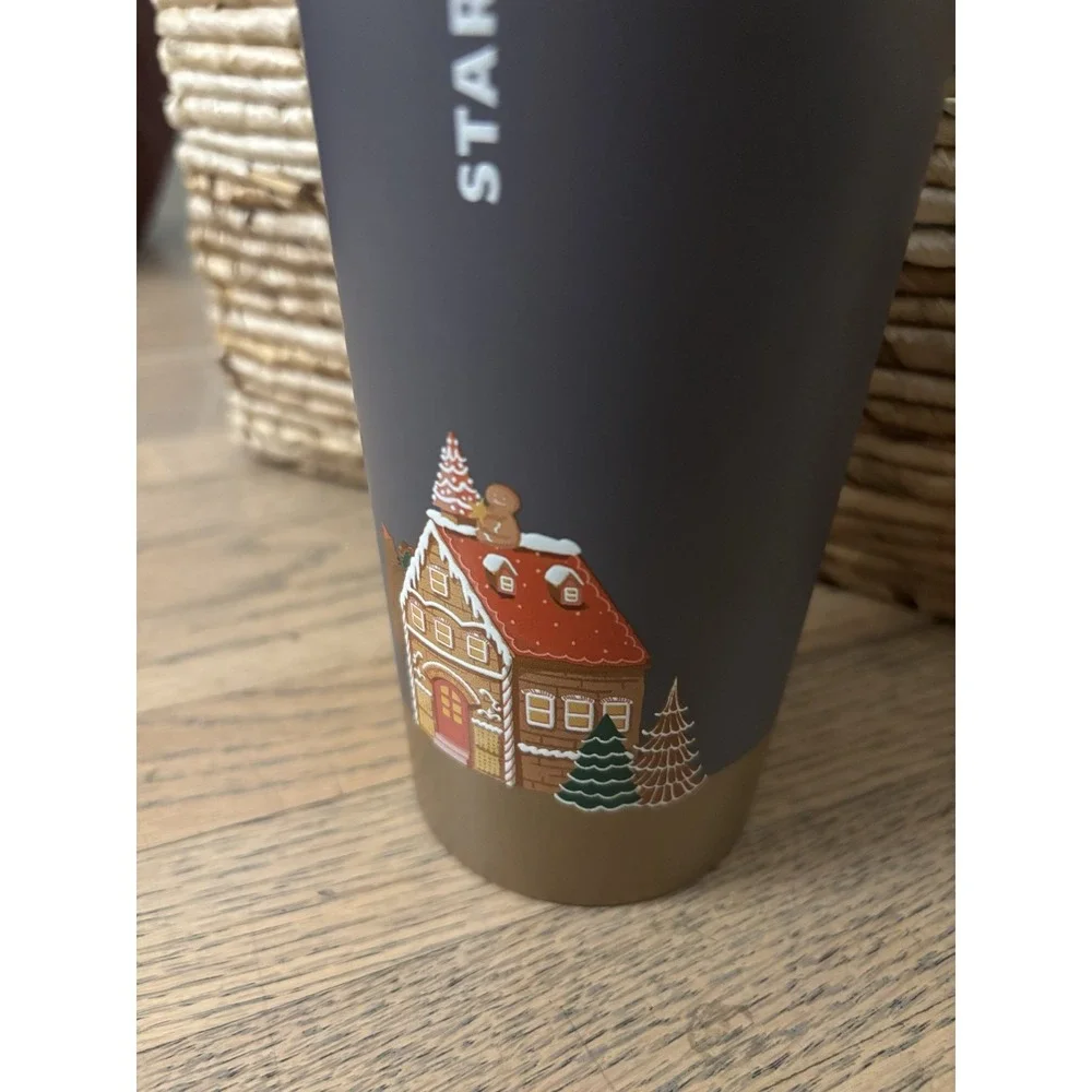 Starbucks 2025 Holiday Christmas Gingerbread House Tumbler 16oz‎